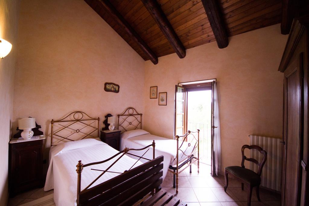Agriturismo La Ca 'D Majin Poirino Zimmer foto